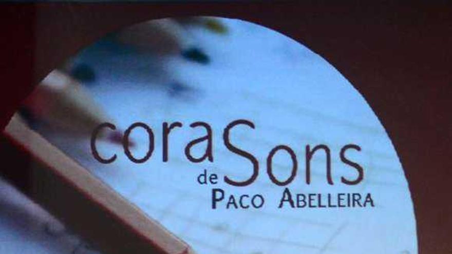 Carlos Blanco, á dereita, na presentación de &quot;Corasons&quot; en Pontevedra.  // Noé Parga