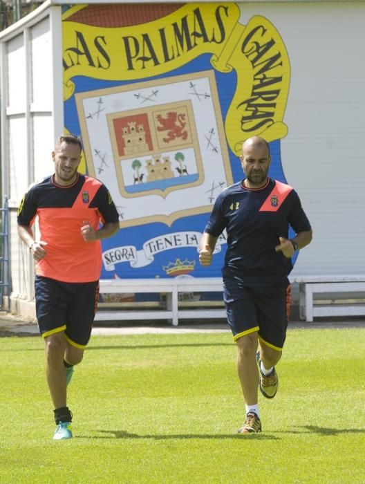 ENTRENAMIENTO DE LA UD LAS PALMAS Y ENTREVISTGA ...