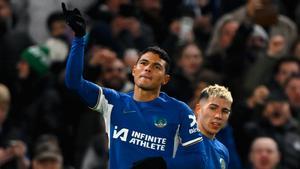 Thiago Silva, goleador en la tarde para el Chelsea