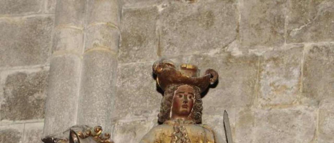 Imagen de San Matín de Tours en la catedral de Ourense. // J. Regal