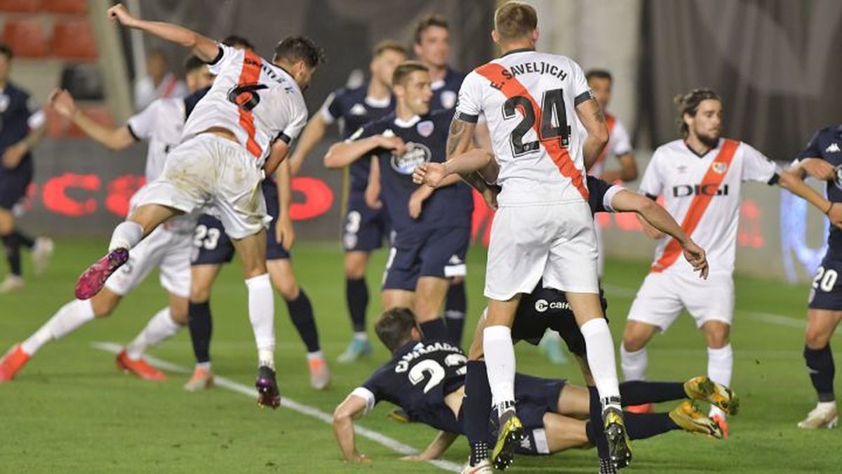 El Rayo Vallecano aspira a volver a la máxima división del fútbol español tras descender en 2019