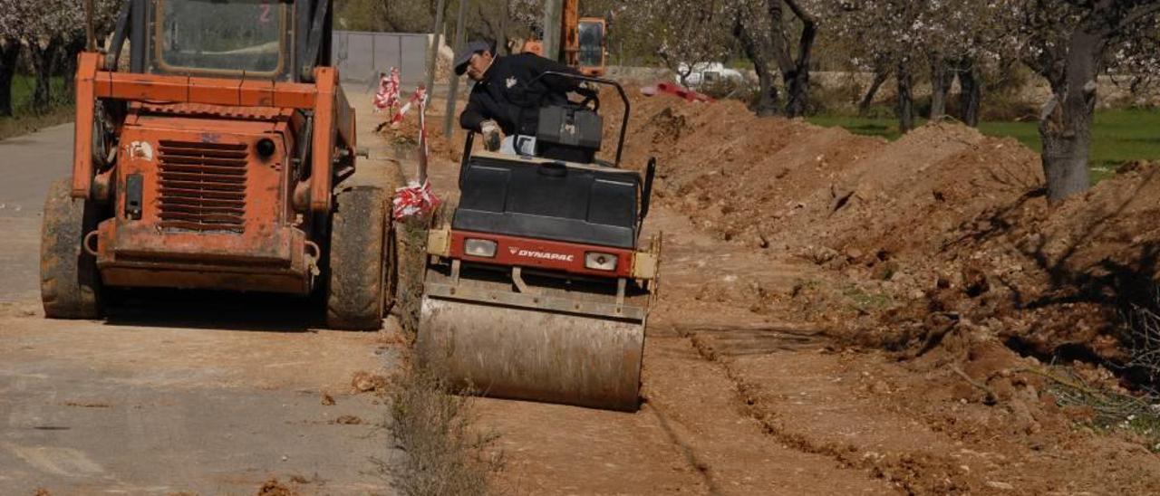 Las máquinas de construcción solo pueden utilizarse dos horas y media al día, para no molestar a los turistas de Calvià.