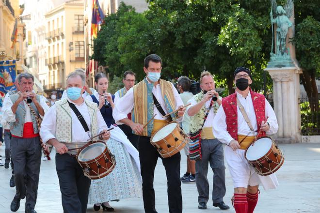 Búscate en la ofrenda por la calle Caballeros de las 17:00 a las 18:00