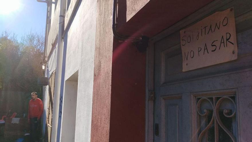 El barrio de Oviedo donde manda la ley del okupa: &quot;Se meten en nuestras casas y no puedes hacer nada&quot;