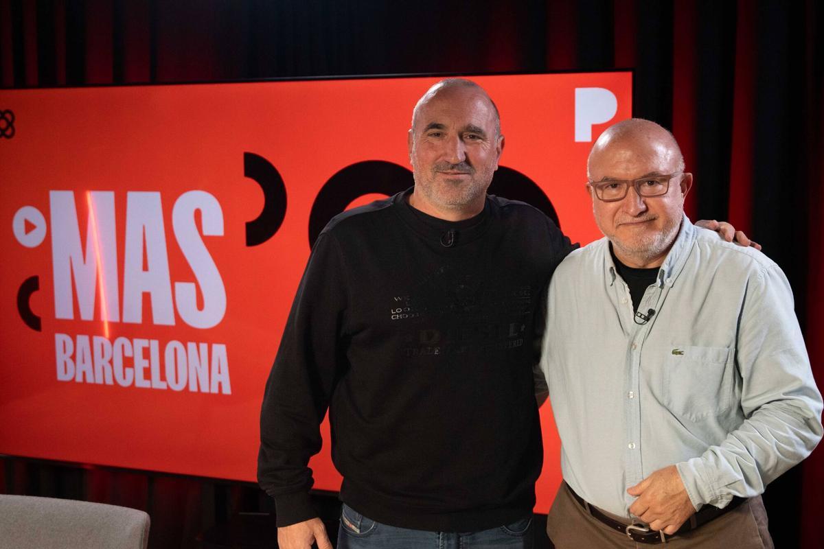 Sergi Mas, en el plató de Mas Barcelona junto a Pau Freixas, showrunner y director de cine