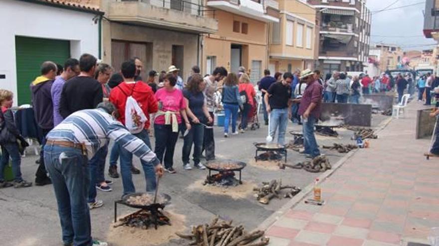 Paellas y actos taurinos cierran las fiestas en Cabanes