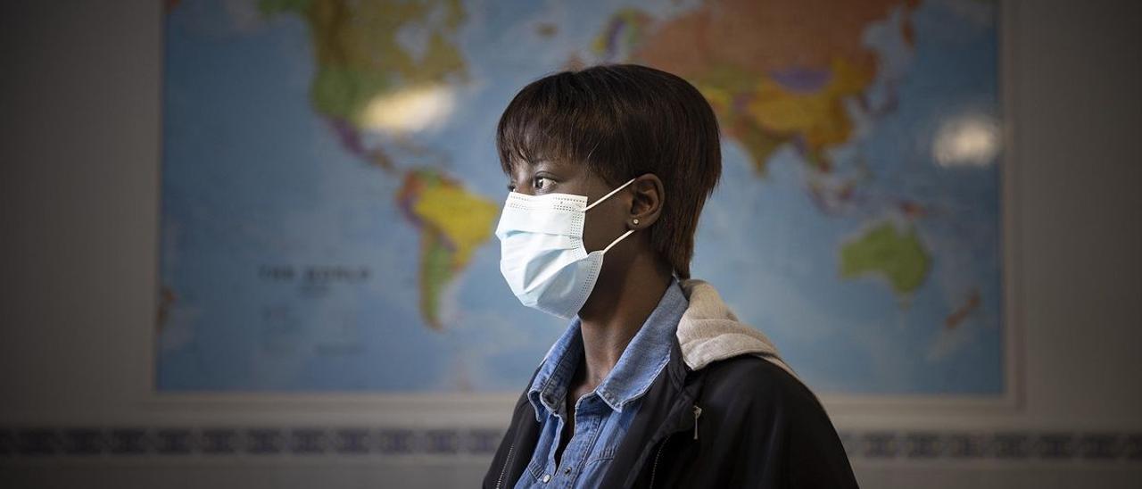 Mati, senegalesa de 29 años, es una de las internas del centro de tuberculosis de Barcelona, Serveis Clínics.