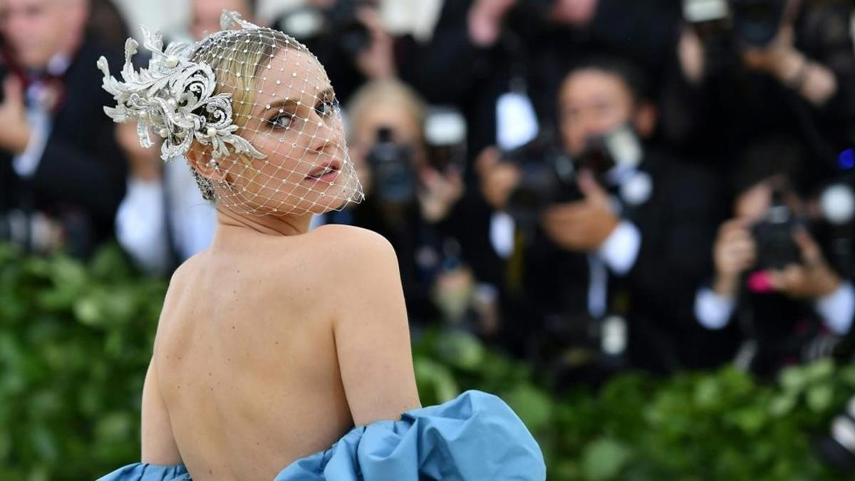 undefined43229854 topshot   diane kruger arrives for the 2018 met gala on may 180817174449