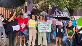 Ampas de Valencia se plantan en varios centros en protesta por el quinto día sin bus escolar