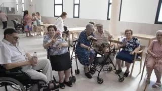 El atasco de las residencias de mayores deja más de 4.000 personas en lista de espera en la Vall d'Albaida, 3.700 en la Costera y 2.200 en la Canal