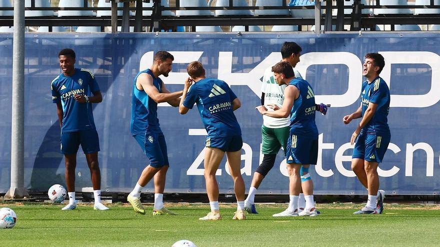 Diez de los jugadores que sacaron al Real Zaragoza del fútbol profesional siguen sin equipo