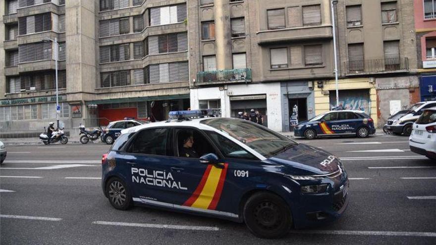 Tres detenidos por la grave agresión con machetes a dos hombres en el Arrabal