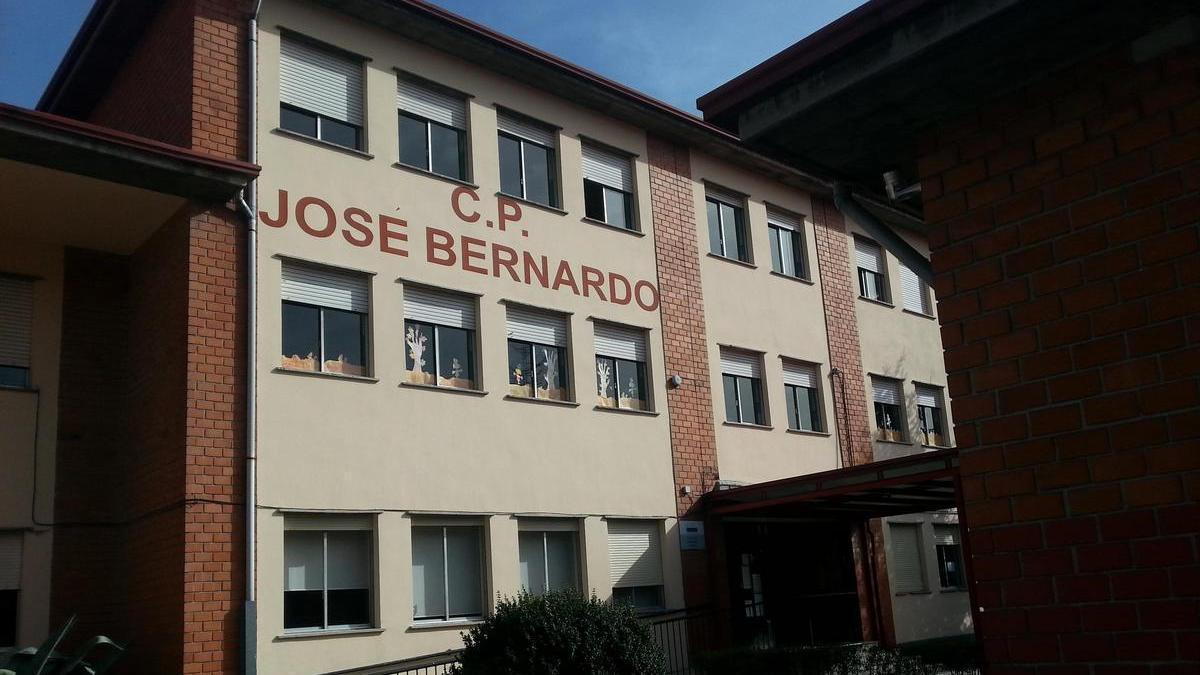 El colegio José Bernardo de Sama.