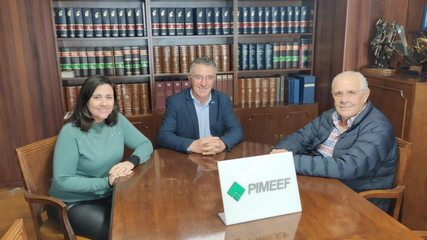 Pimeef y Cáritas estudian proyectos en común | PIMEEF