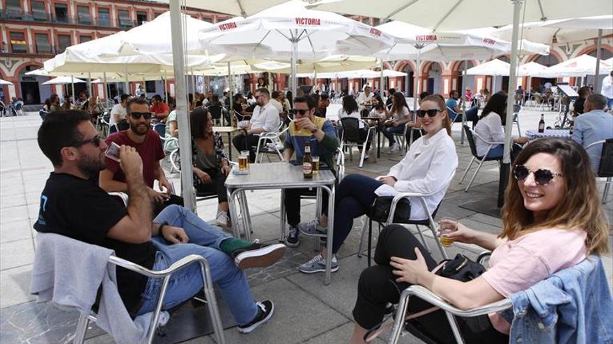 Desescalada en Córdoba: Primer sábado de cañas al sol