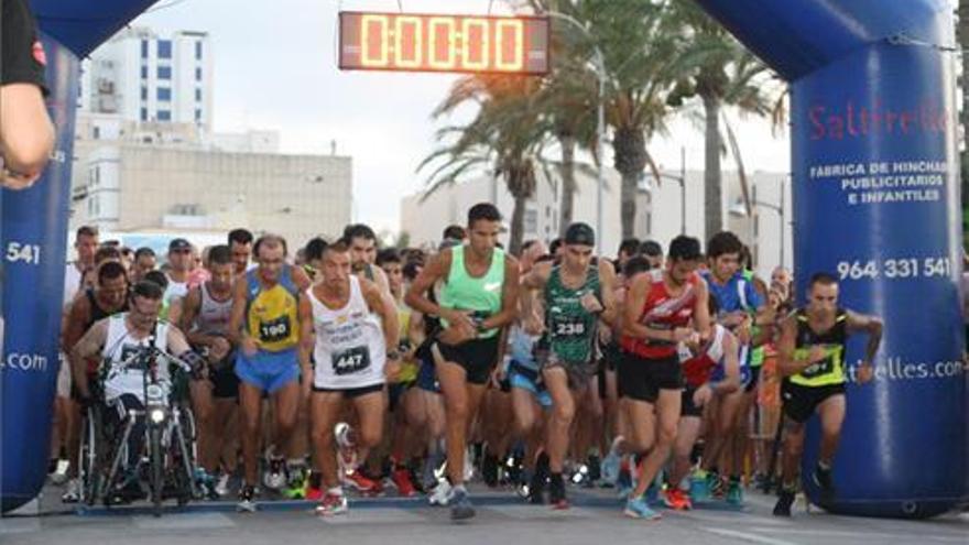 Portolés y Pueyo se adjudican el VI 10k Nocturn Llagostí de Vinaròs