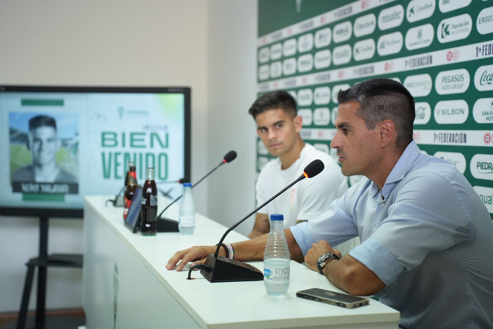 La presentación de Kuki Salazar, último fichaje del Córdoba CF, en imágenes