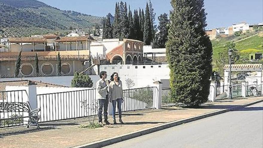 La Junta cede al Consistorio 3,1 kilómetros de dos carreteras