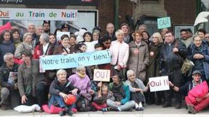 Usuaris del tren protesten a Perpinyà