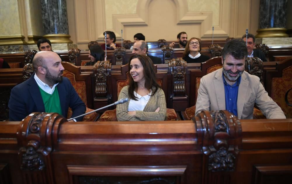 Solo el PP vota en contra de una propuesta de BNG, Marea y PSOE. La iniciativa pide fondos concretos para Santa Lucía y la Ciudad de las TIC.