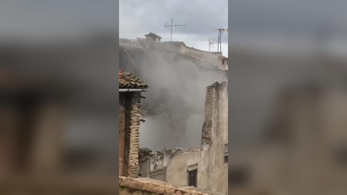 Así se derrumbó la casa del "Margallonero" en el casco antiguo de Xàtiva