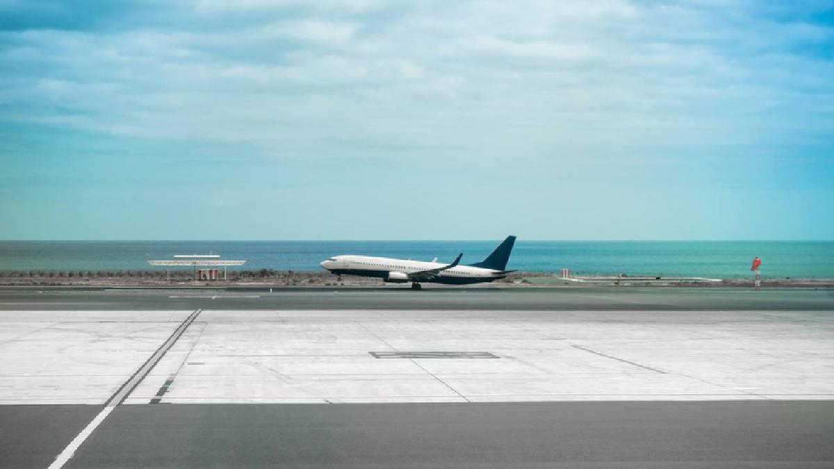 Desvían a Fuerteventura un vuelo de Tenerife tras desmayarse un niño