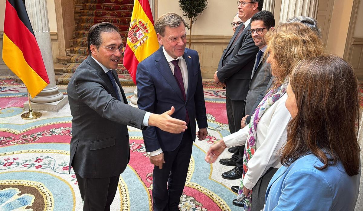 El Govern promet batallar per reconèixer una Espanya "plurilingüe" El Govern promet batallar per reconèixer una Espanya "plurilingüe"