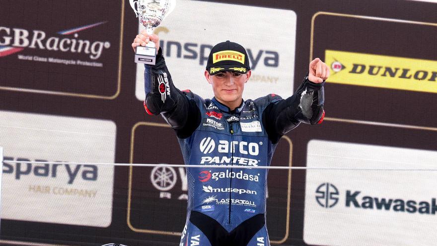 Unai Calatayud se proclama subcampeón de España de Superbike
