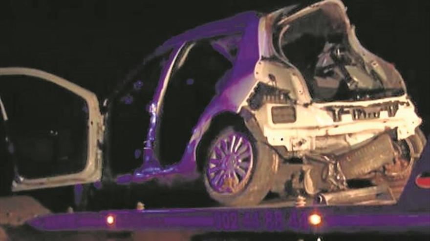 Cinco jóvenes mueren tras chocar dos coches de frente en Cartagena