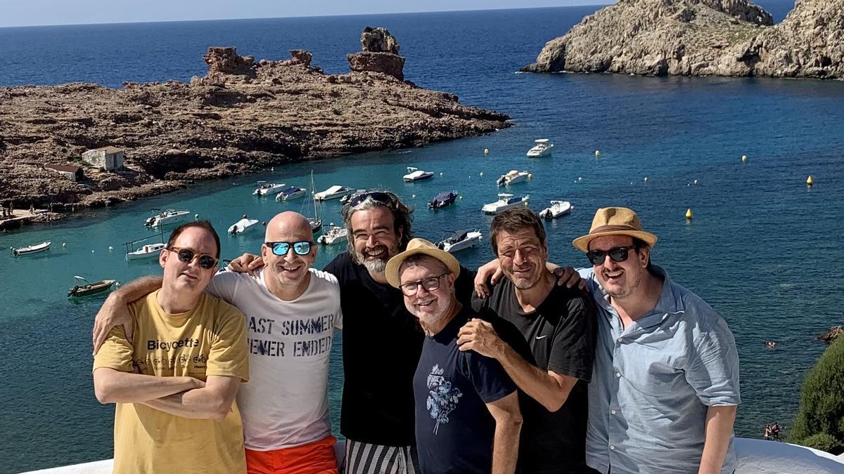 Pere Mas, Xavi Coral, Tian Riba, Xavi Cassadó, Espartac Perán y Gerard Giménez , de vacaciones en Menorca