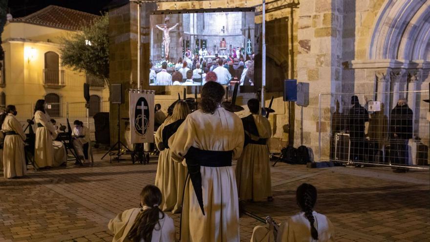 Así fue el desfile de las Siete Palabras en Zamora: crónica, galería y vídeos