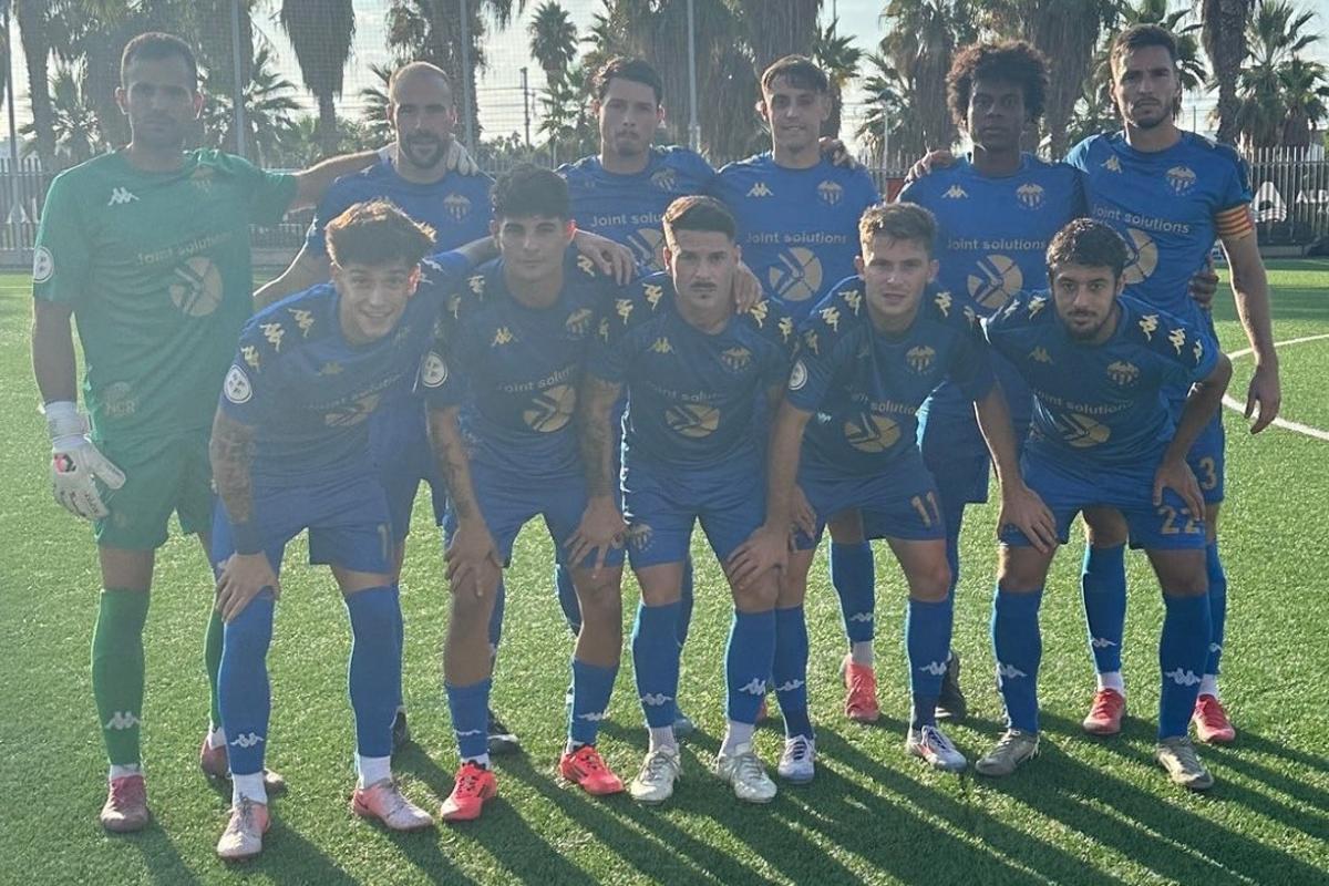 Once titular que presentó el Atlético Saguntino en la Patacona.
