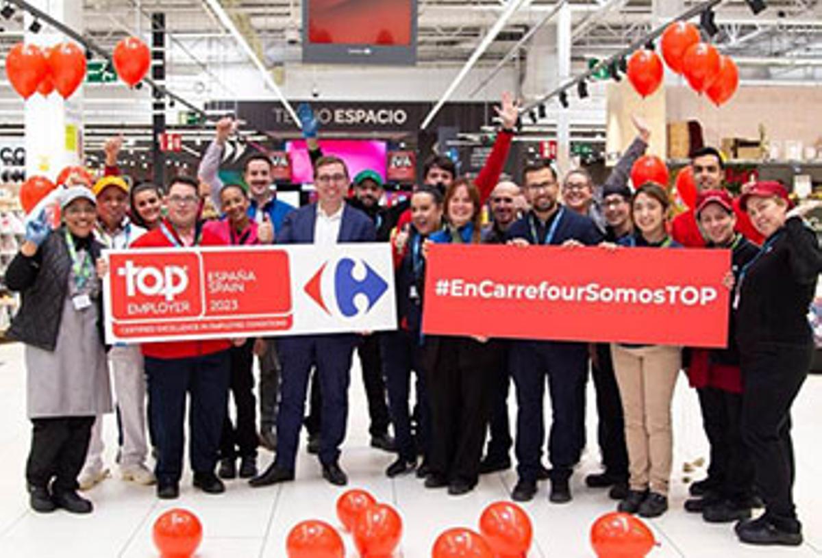 Equipo empleados Carrefour