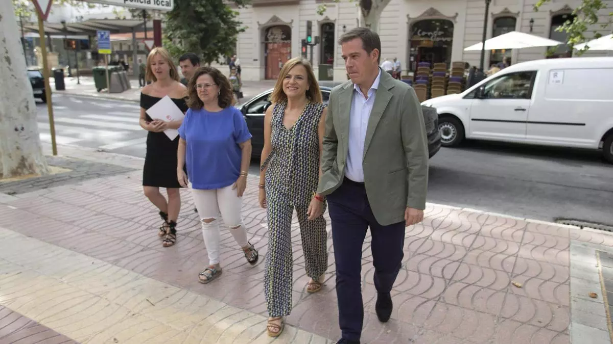 Bernabé sobre su posible liderazgo en el PSPV de València: "Cuando llegue el momento hablaremos"