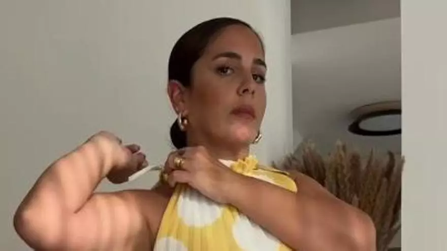 Anabel Pantoja promociona un vestido... y se agota