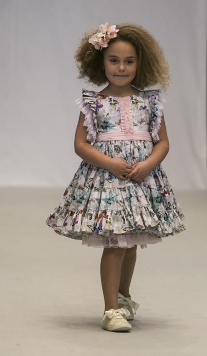 01/04/2017  MODA DISEÑO  desfile infantil y  en el stand de CMC  diseño personalizado de calzado