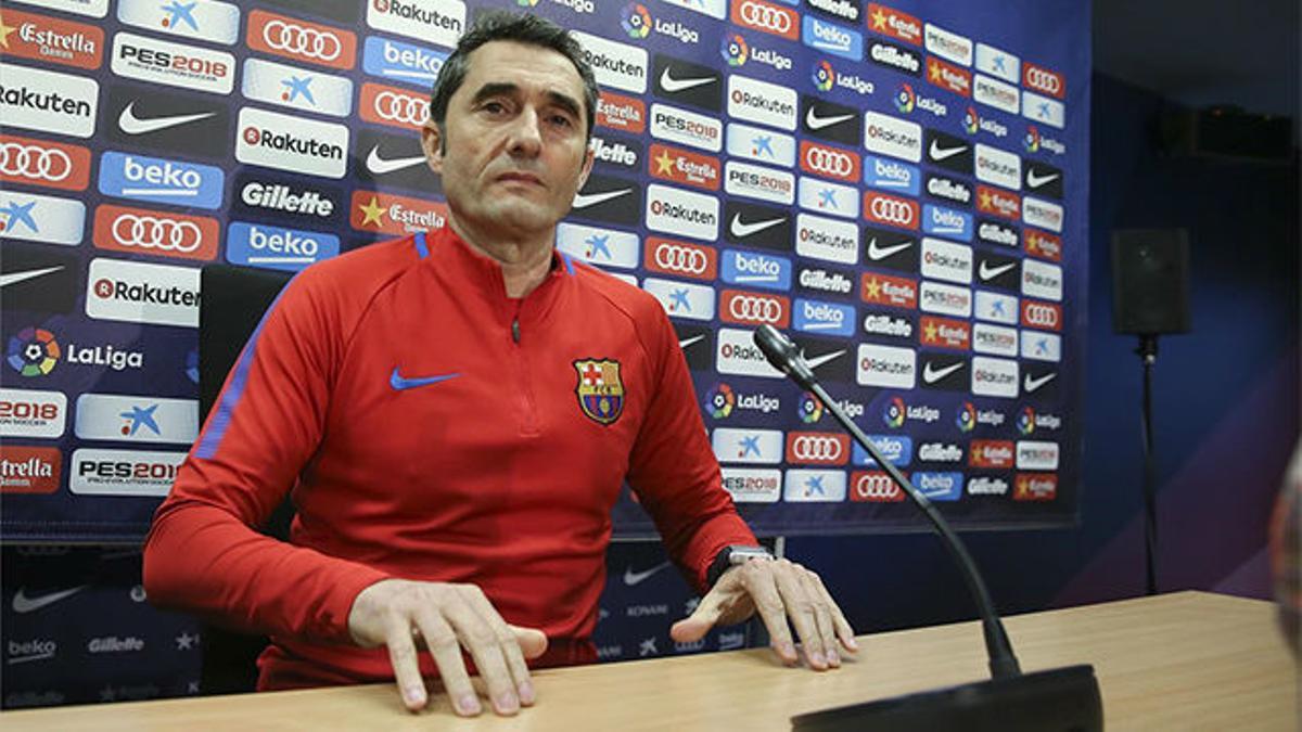 Valverde comparó las variantes tácticas de Coutinho e Iniesta