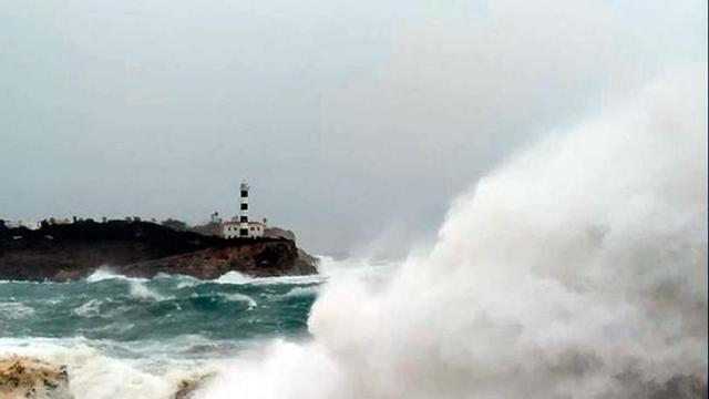 Alerta amarilla en Mallorca por mala mar