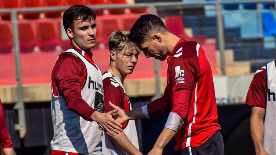 El Eldense no puede fallar en casa para seguir optando al campeonato