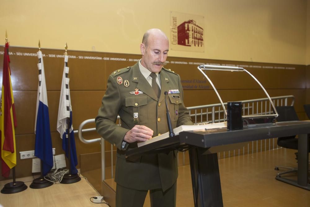 Lectura de la Constitución en la Sede UA