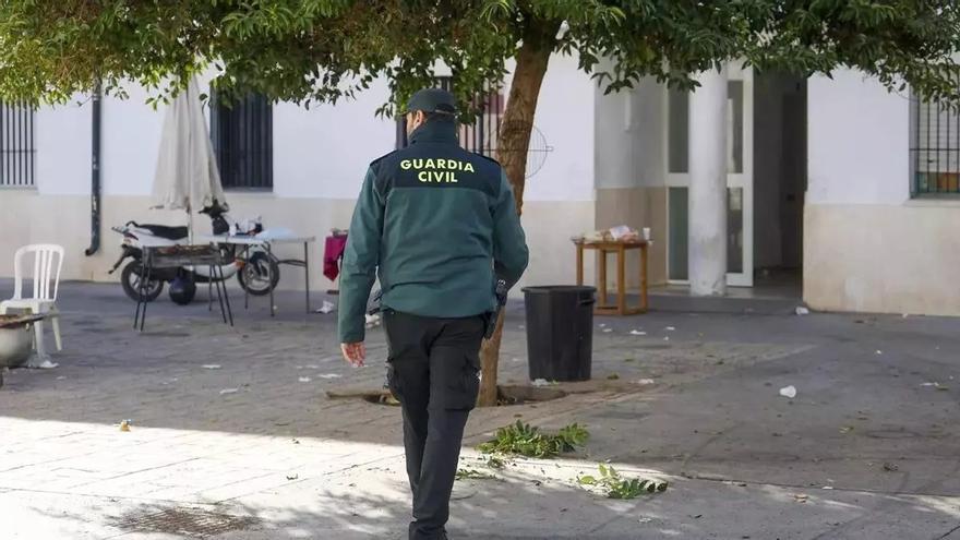Disparos en Puente Genil: operativo policial tras varias detonaciones en la calle Luis Vives