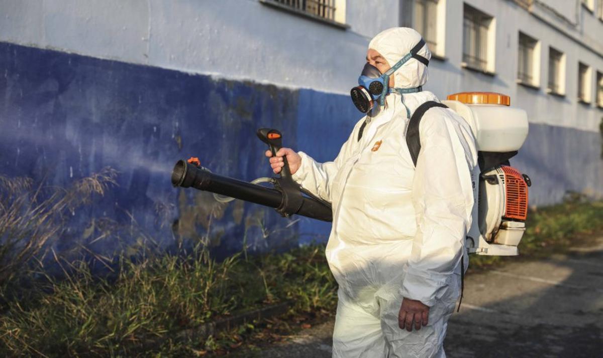 Un operario trabajando