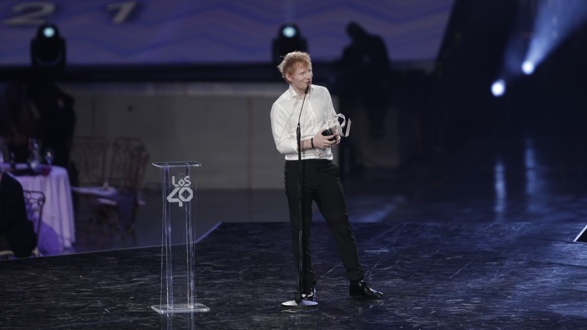 Ed Sheeran gewinnt vier Preise und singt seine neuen Hits auf Mallorca