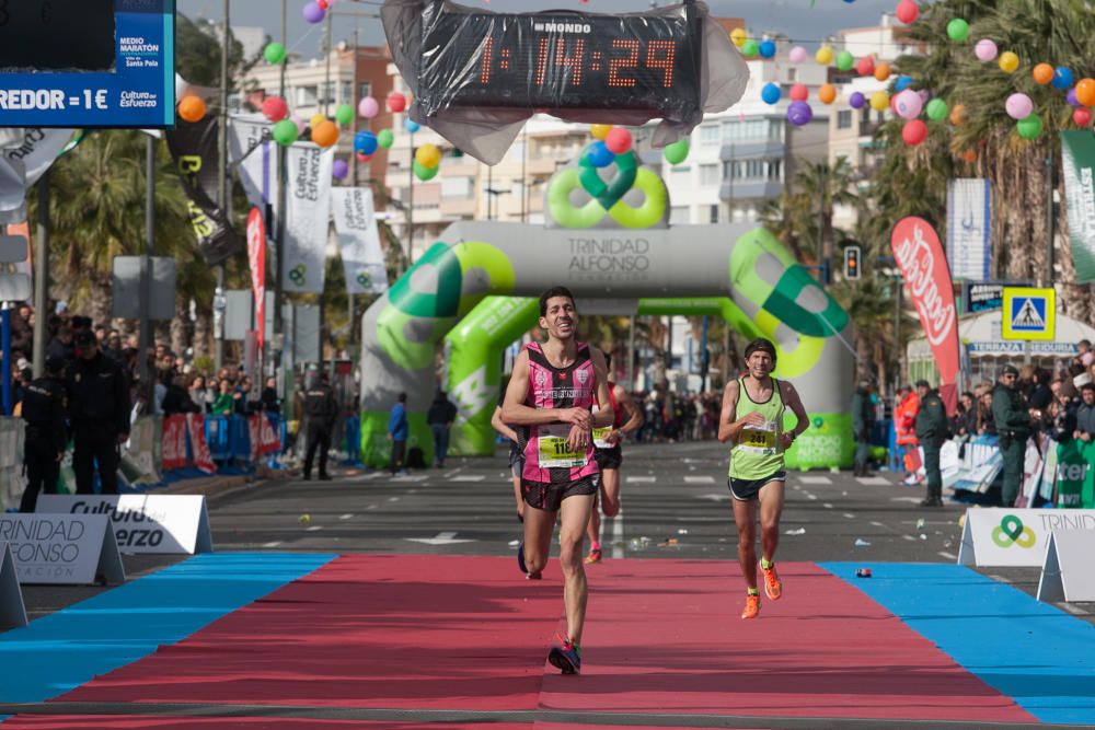 Los keniatas Peter Kirui y Antonina Kwambi se hacen con la victoria en Santa Pola