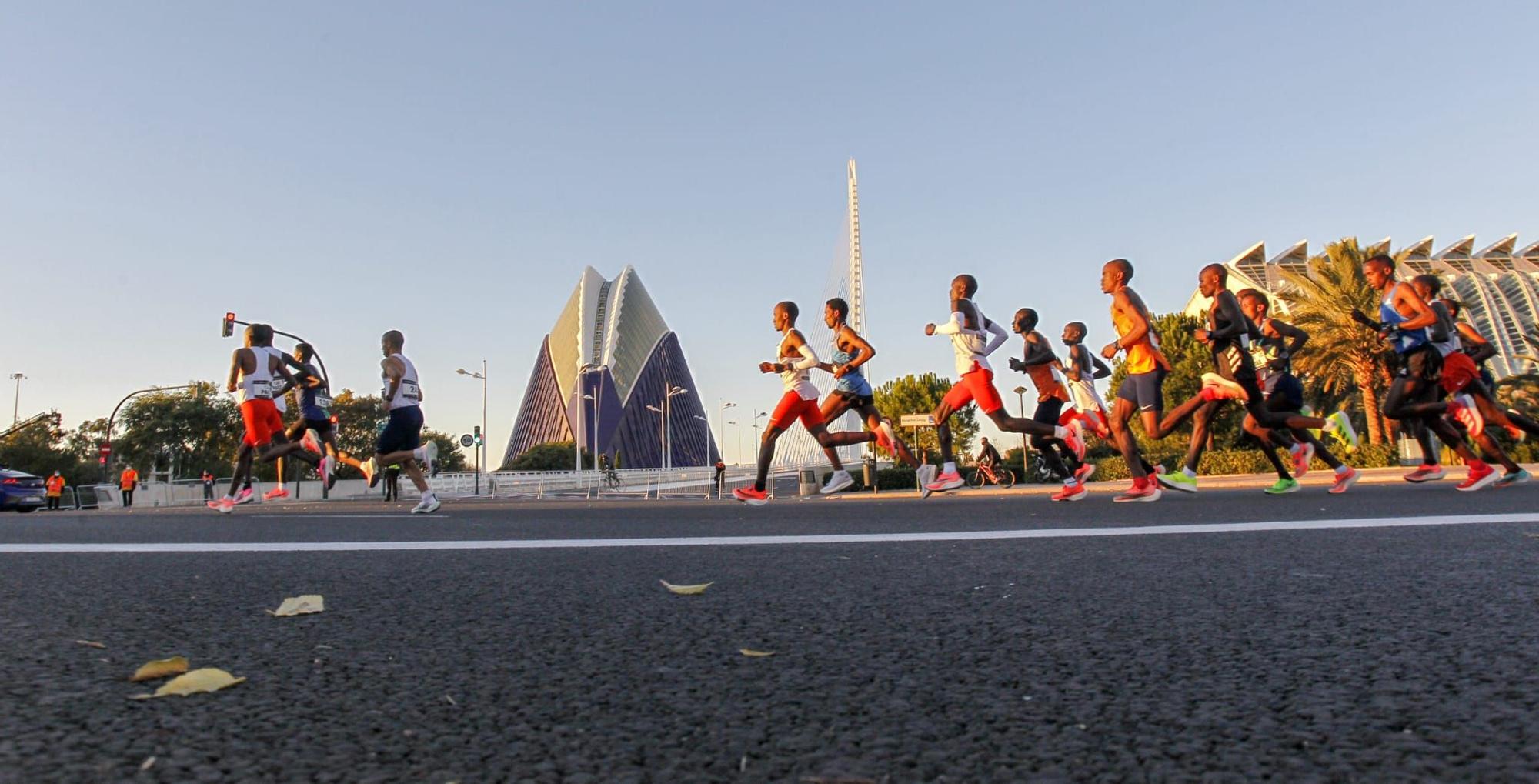 Maratón Valencia 2020: las imágenes del maratón y el Medio Maratón