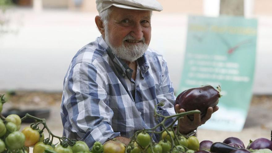 El ingeniero agrónomo José Esquinas acaba de publicar ‘Rumbo al ecocidio’.  | // M. FERRER