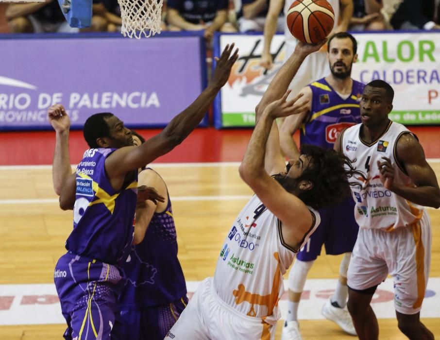 Partido del play-off de ascenso a ACB entre el Palencia y el Oviedo Baloncesto