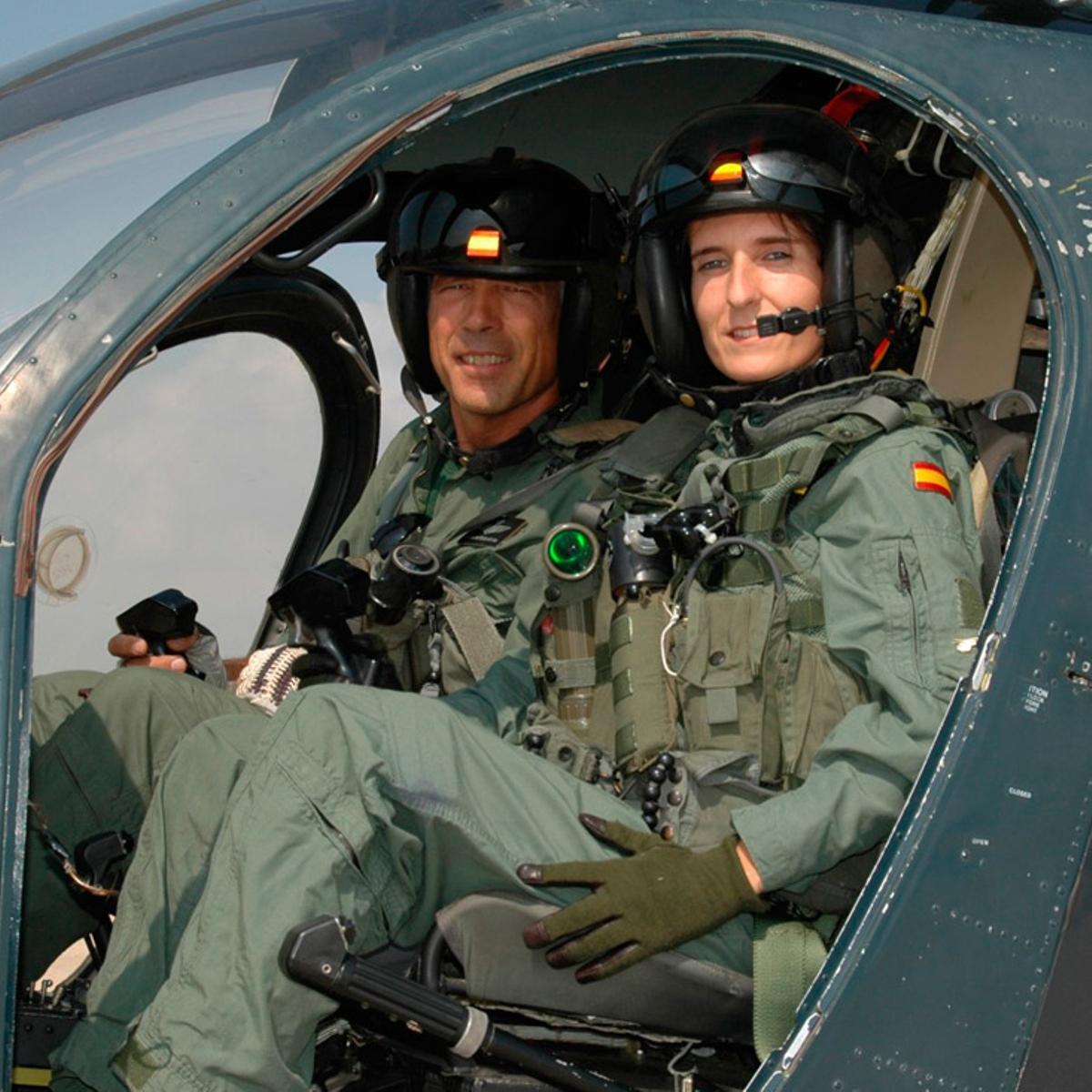 Patricia Campos, primera mujer en pilotar un caza de las Fuerzas Armadas.