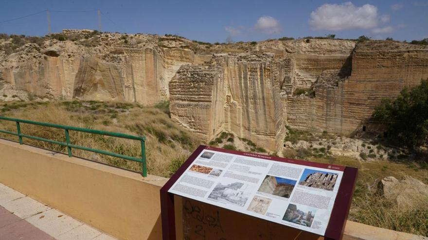 Nueva cartelería para las Canteras Romanas y el Pozo de las Lavanderas de Cartagena