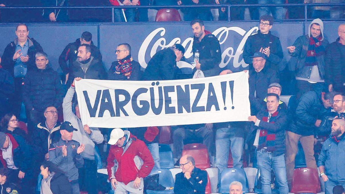 Protesta en el Ciutat de València